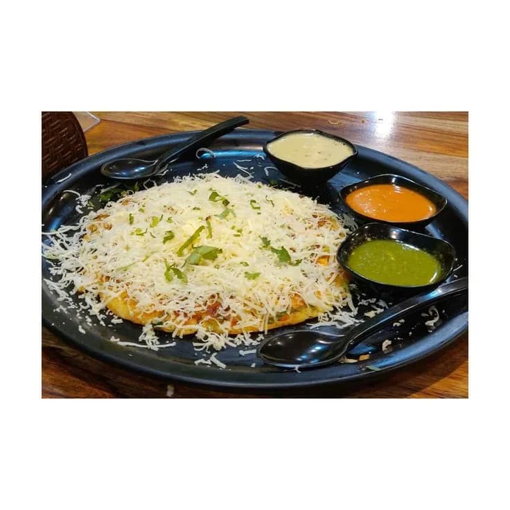 Paneer Uttapam